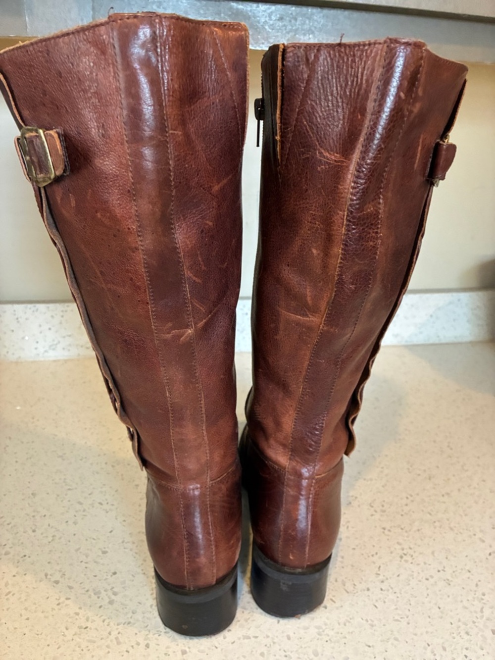 NICOLE BOTAS - Picture 4 of 9